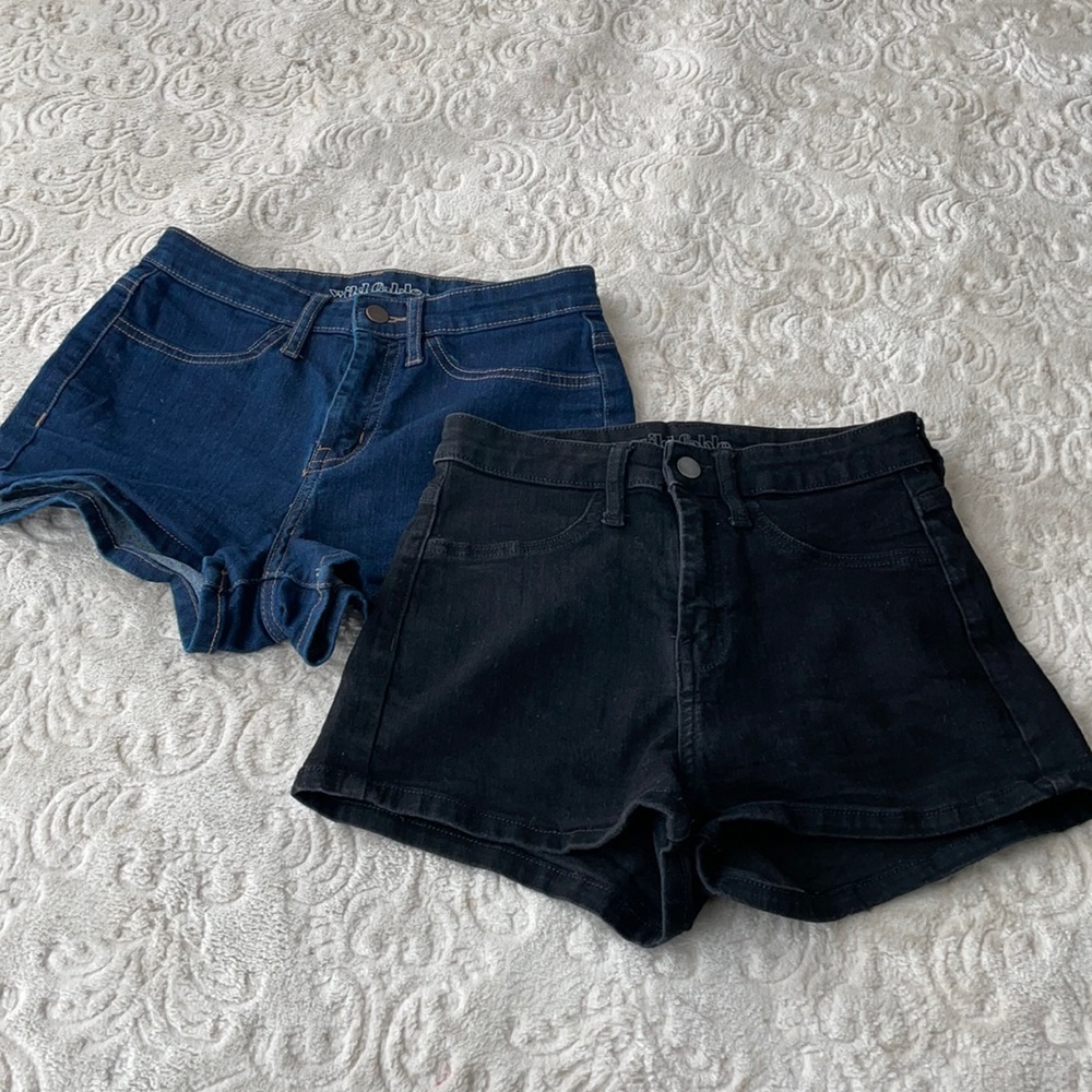 Bundle high rise shorts